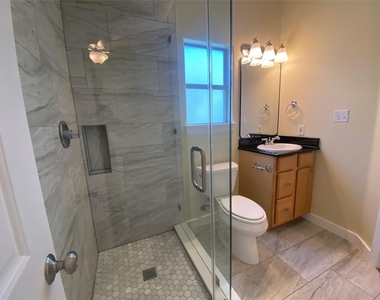 5502 Evans Ave - Photo Thumbnail 13