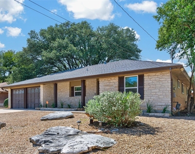 503 Lakeway Dr - Photo Thumbnail 1