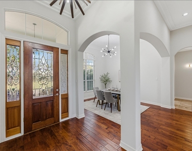 13725 Madrone Mountain Way - Photo Thumbnail 4