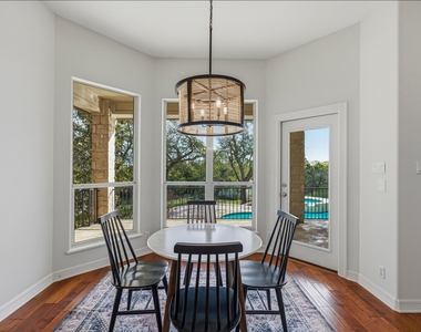 13725 Madrone Mountain Way - Photo Thumbnail 15