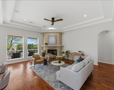 13725 Madrone Mountain Way - Photo Thumbnail 7