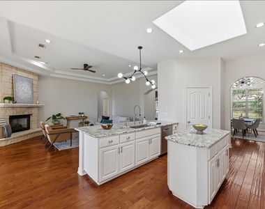 13725 Madrone Mountain Way - Photo Thumbnail 13