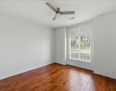 13725 Madrone Mountain Way - Photo Thumbnail 22