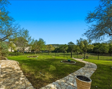 13725 Madrone Mountain Way - Photo Thumbnail 31