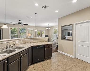 1113 Yellow Iris Rd - Photo Thumbnail 10