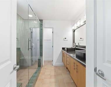 2610 Hidalgo St - Photo Thumbnail 16