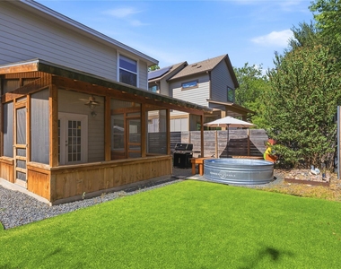 2610 Hidalgo St - Photo Thumbnail 29
