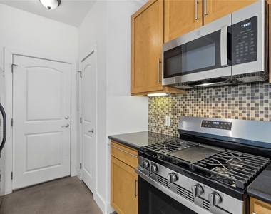 2610 Hidalgo St - Photo Thumbnail 8