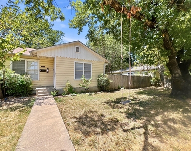 5400 Harmon Ave - Photo Thumbnail 1