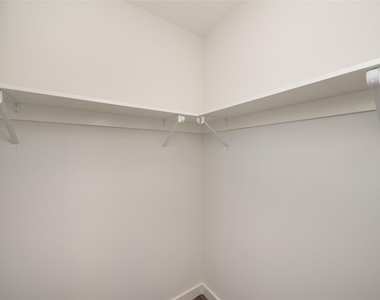 109 Elizabeth Dr - Photo Thumbnail 17