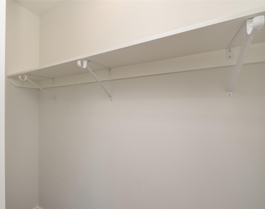 109 Elizabeth Dr - Photo Thumbnail 20