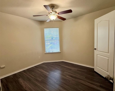3302 Etheredge Dr - Photo Thumbnail 20