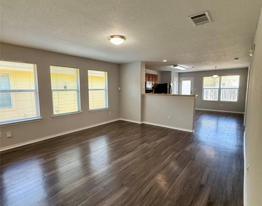 3302 Etheredge Dr - Photo Thumbnail 3
