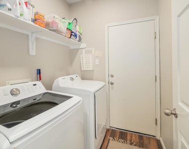 1305 Horseshoe Ranch Dr - Photo Thumbnail 29