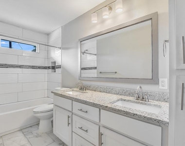 10310 Bilbrook Pl - Photo Thumbnail 19