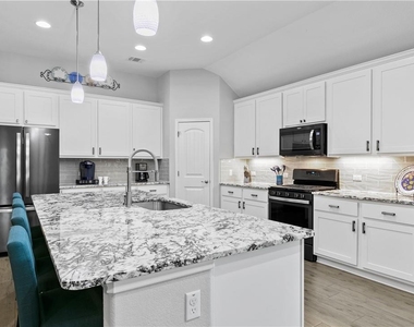20217 Great Egret Ln - Photo Thumbnail 13
