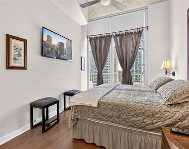 360 Nueces St - Photo Thumbnail 14