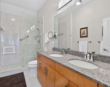 360 Nueces St - Photo Thumbnail 16
