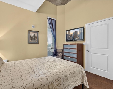 360 Nueces St - Photo Thumbnail 21