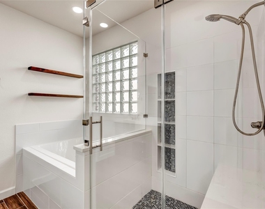 15617 Pumpkin Ridge Dr - Photo Thumbnail 20