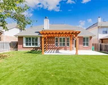 15617 Pumpkin Ridge Dr - Photo Thumbnail 30