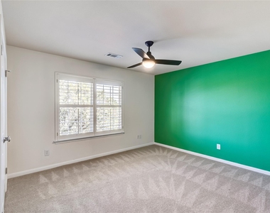15617 Pumpkin Ridge Dr - Photo Thumbnail 25