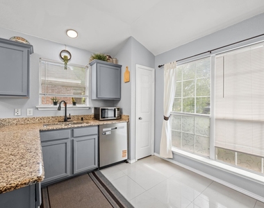 14608 Rumfeldt St - Photo Thumbnail 13