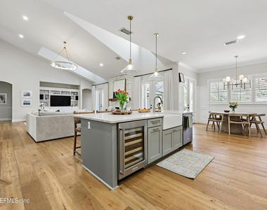 24601 Deer Trace Drive - Photo Thumbnail 13