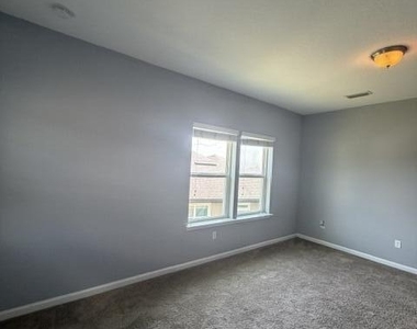 199 Concave Lane - Photo Thumbnail 11