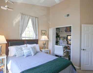 1401 Carnoustie Court - Photo Thumbnail 17