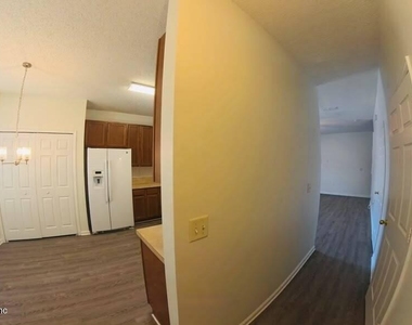 515 Hopewell Drive - Photo Thumbnail 5