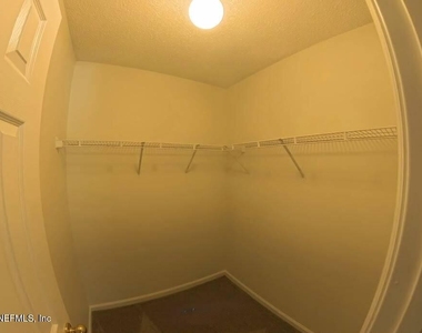 515 Hopewell Drive - Photo Thumbnail 17