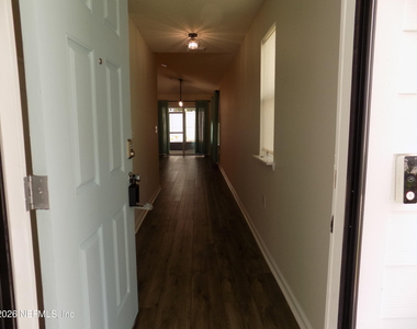 8150 Guild Way - Photo Thumbnail 5