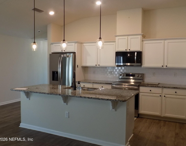 8150 Guild Way - Photo Thumbnail 9
