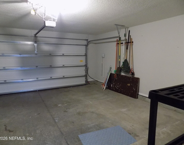 8150 Guild Way - Photo Thumbnail 27