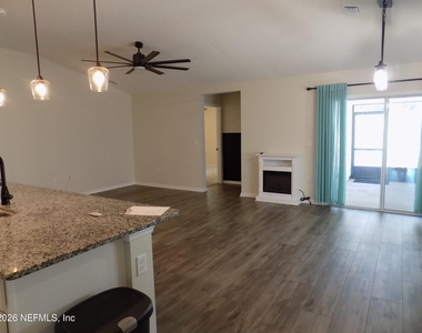 8150 Guild Way - Photo Thumbnail 10