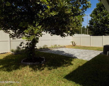 8150 Guild Way - Photo Thumbnail 32