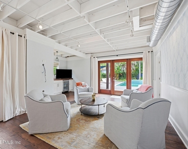 1440 Beach Avenue - Photo Thumbnail 5
