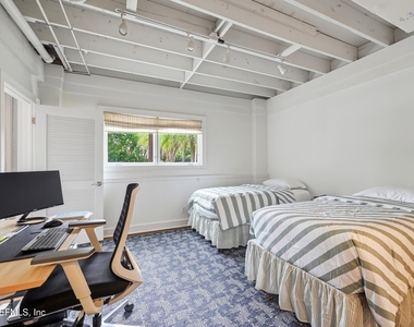 1440 Beach Avenue - Photo Thumbnail 7