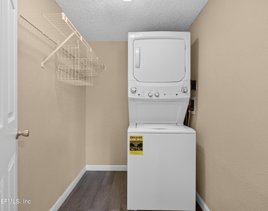 5811 Atlantic Boulevard - Photo Thumbnail 24