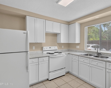 5811 Atlantic Boulevard - Photo Thumbnail 14