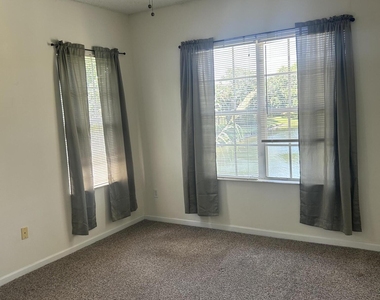 1005 Bella Vista Boulevard - Photo Thumbnail 6
