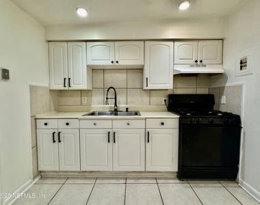 1851 Doyon Court - Photo Thumbnail 6