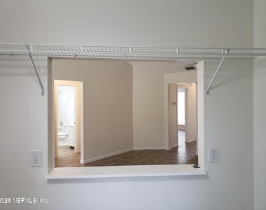 2642 San Francisco Boulevard - Photo Thumbnail 8