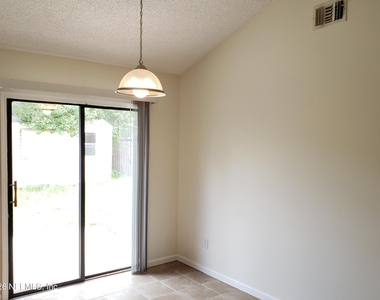 2642 San Francisco Boulevard - Photo Thumbnail 9