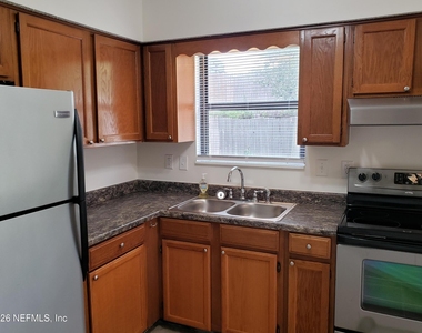 2642 San Francisco Boulevard - Photo Thumbnail 7