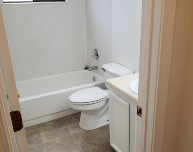 2642 San Francisco Boulevard - Photo Thumbnail 14