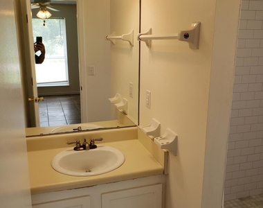 2642 San Francisco Boulevard - Photo Thumbnail 22