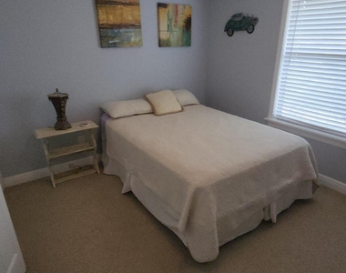 115 Magnolia Drive - Photo Thumbnail 7