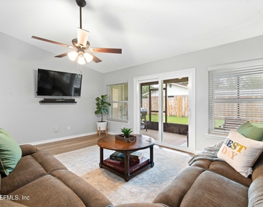 2650 Kermit Court - Photo Thumbnail 9